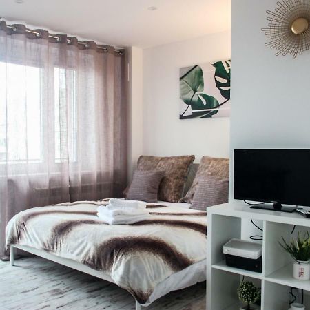 Sunny City Center Apartment Varşovia Exterior foto