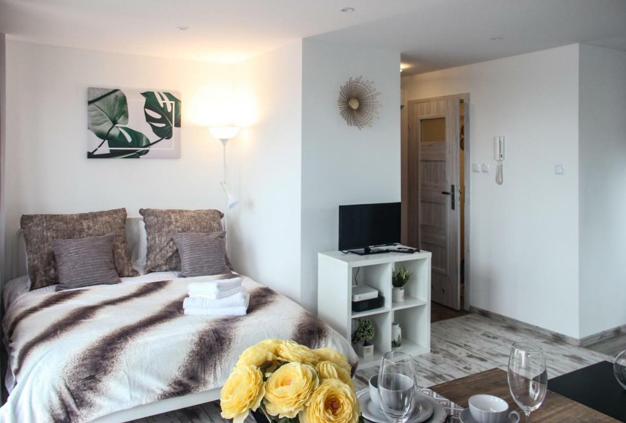 Sunny City Center Apartment Varşovia Exterior foto