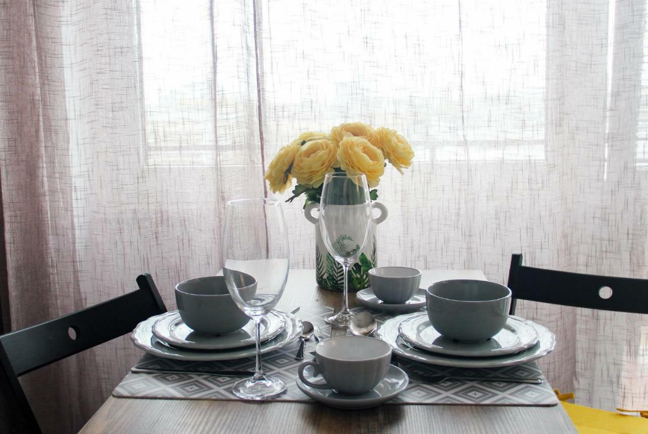 Sunny City Center Apartment Varşovia Exterior foto