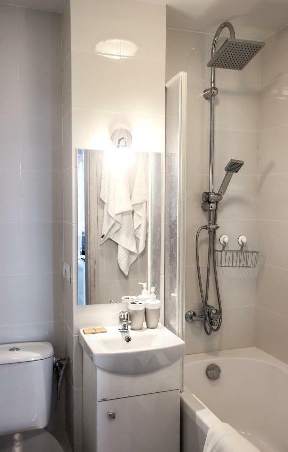 Sunny City Center Apartment Varşovia Exterior foto